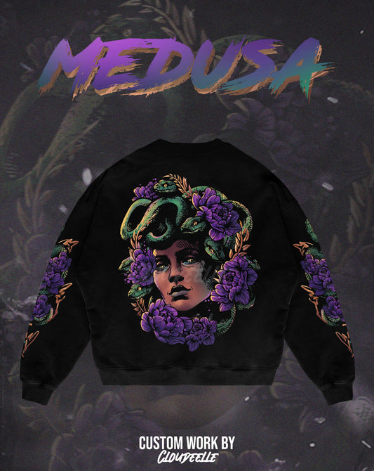 "Medusa" - Oversized Crewneck